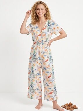 Tropical Print Short-Sleeve Wide-Leg Jumpsuit in Multi-Color